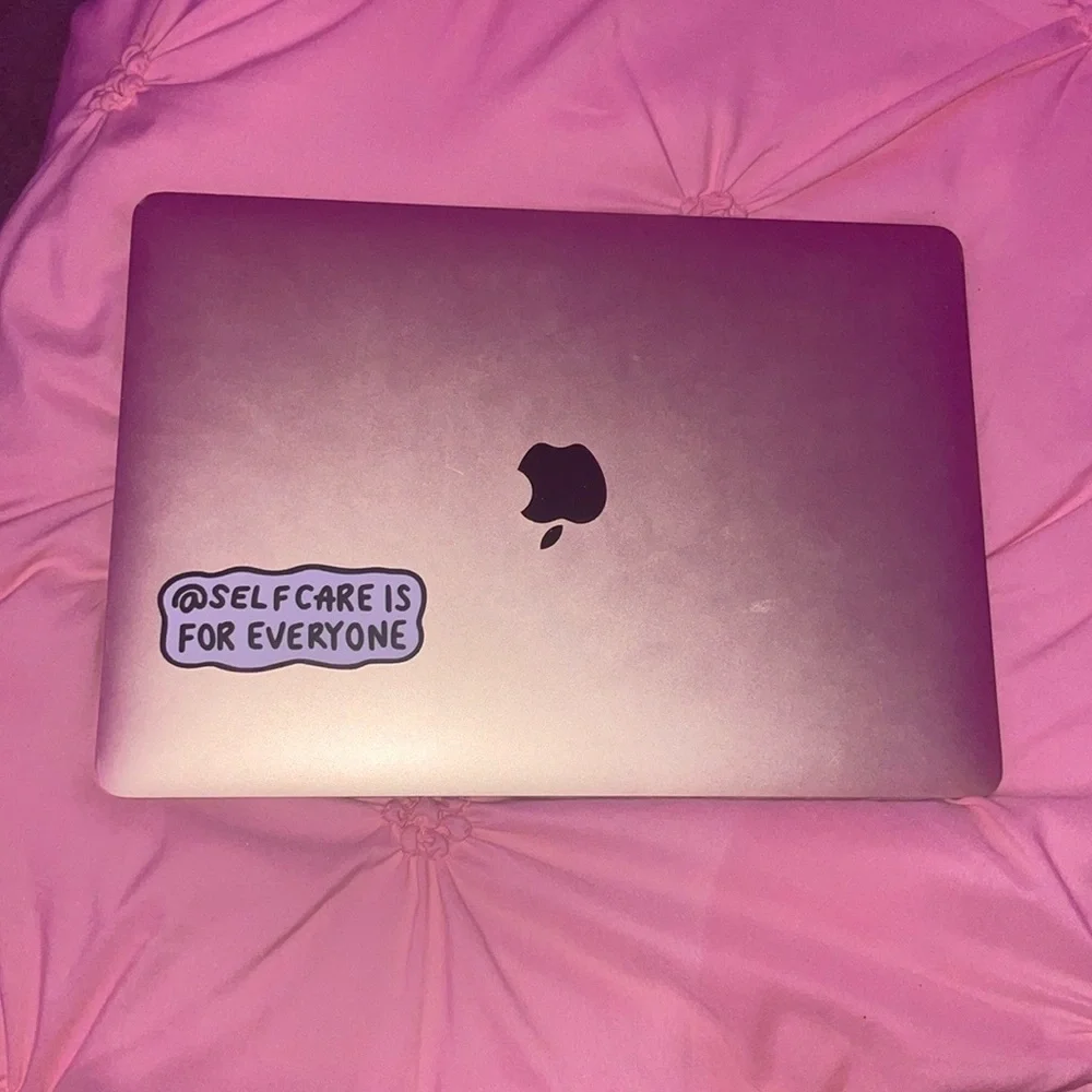 Rose Gold MacBook Air 2020